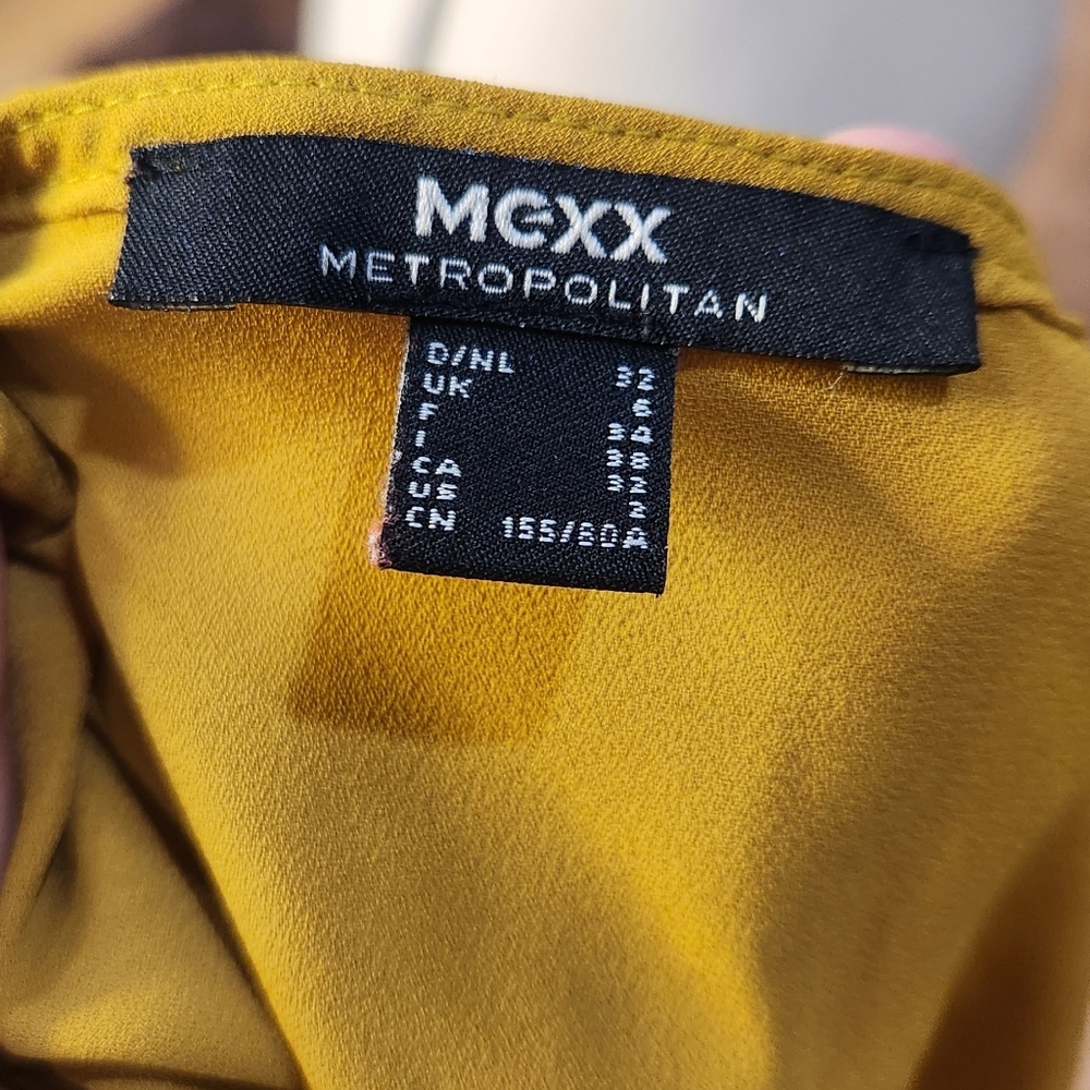 Mexx V-Neck Blouse – Mustard Yellow – Size 4 - Picture 5 of 6